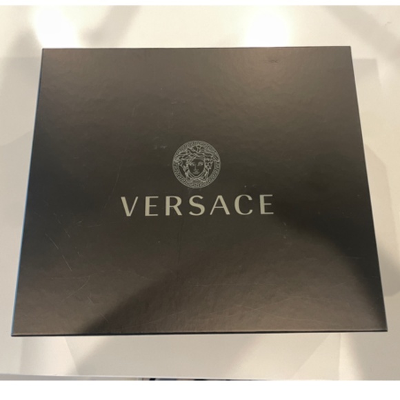 Versace Silver '95 Medusa Embellished Leather Platform Pumps Women Size 8 US New - Picture 13 of 15